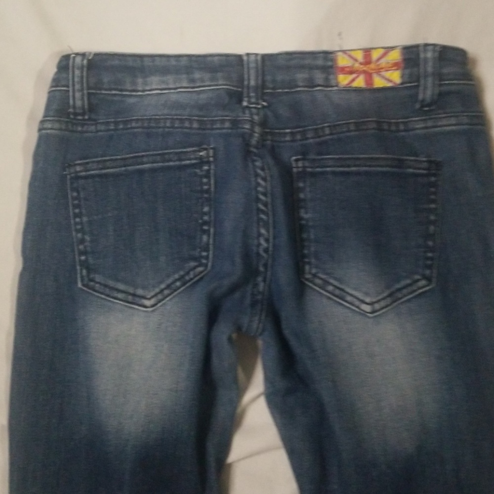 Machine Distressed Jeans - Picture 6 of 8